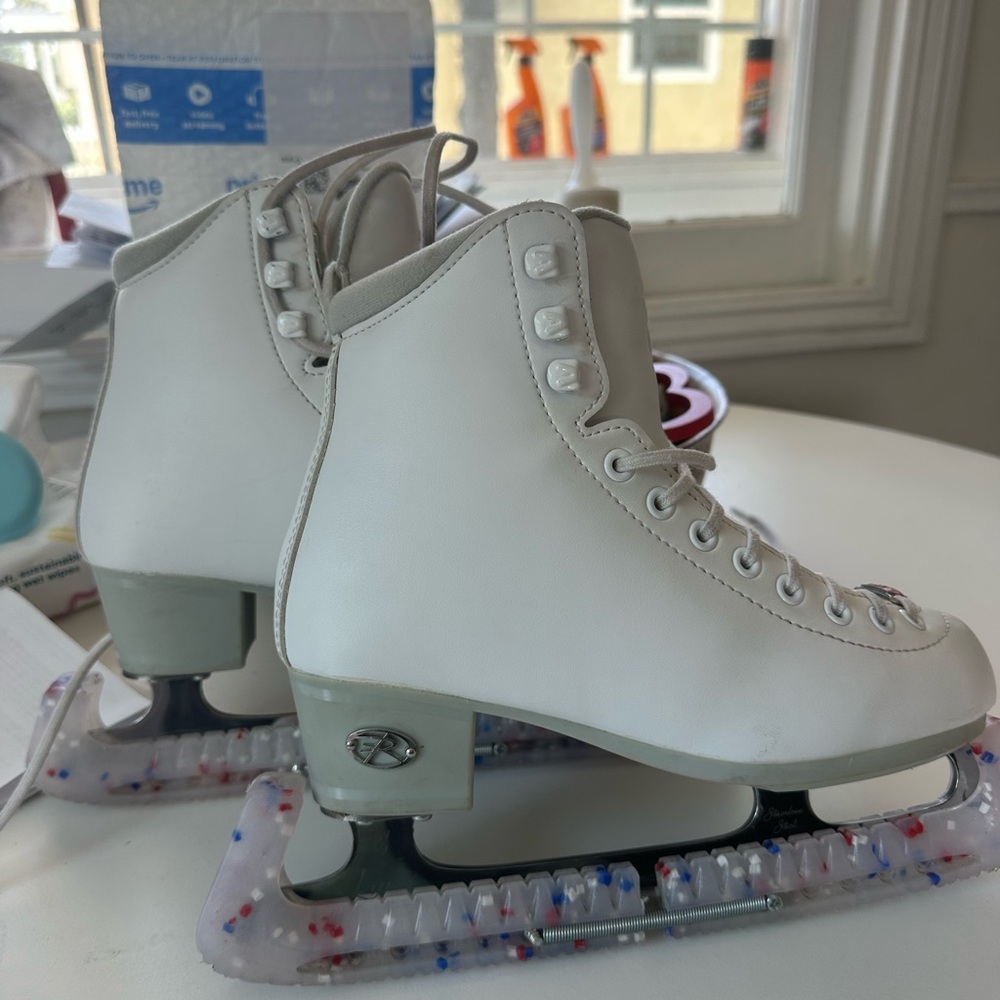 Riedell White Figure Skates - Soft Padded Interior